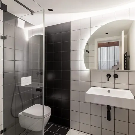 Concrete Loft Duplex -40sqm- Near Antonplatz *