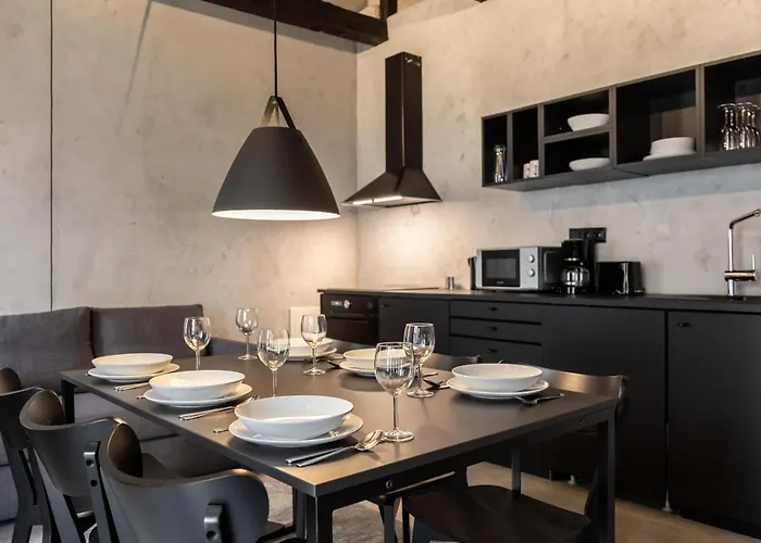 Lägenhet Concrete Loft Duplex -40sqm- Near Antonplatz *