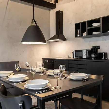 Apartamento Concrete Loft Duplex -40sqm- Near Antonplatz *