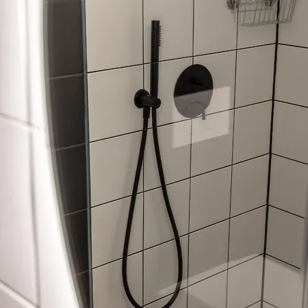Apartament Concrete Loft Duplex -40sqm- Near Antonplatz Berlin