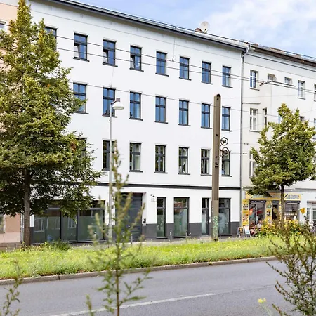 Concrete Loft Duplex -40sqm- Near Antonplatz Berlín