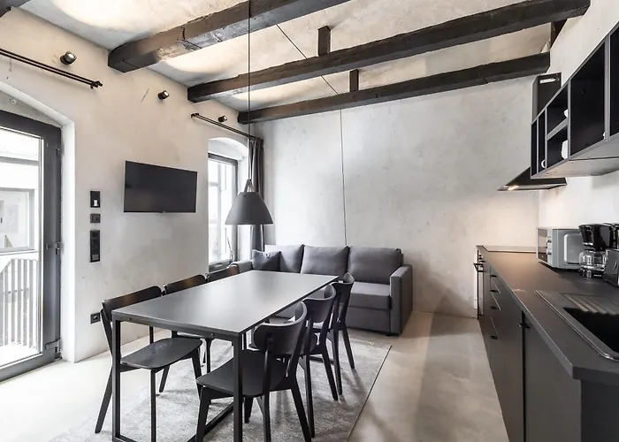 Concrete Loft Duplex -40sqm- Near Antonplatz * Berlin